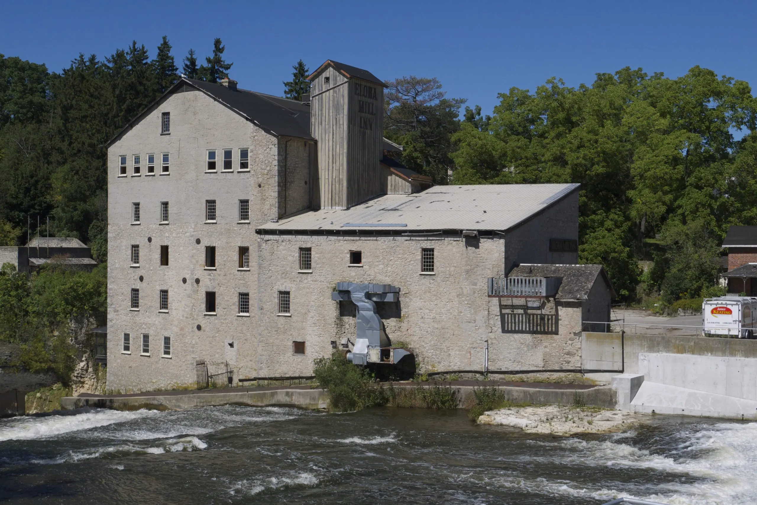 elora on